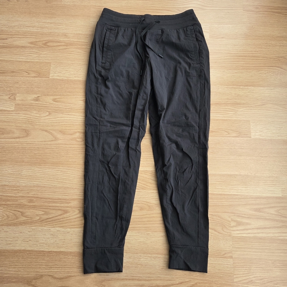 WIND RIVER Black Jogger Pants
